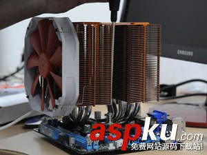如何安裝cpu散熱器來為CPU散熱或更換CPU散熱硅脂