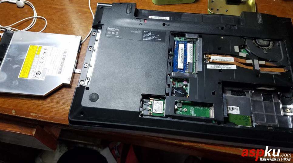 聯想M5400,筆記本
