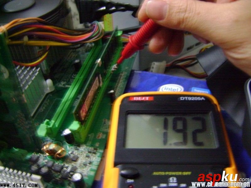 映泰,內存供電偏高