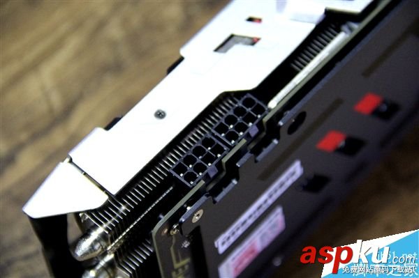 七彩虹,iGame1070,顯卡