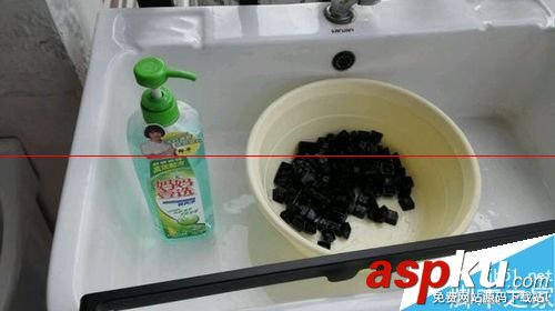機械鍵盤怎么清理,機械鍵盤臟了怎么清理,機械鍵盤清理,機械