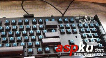 機械鍵盤
