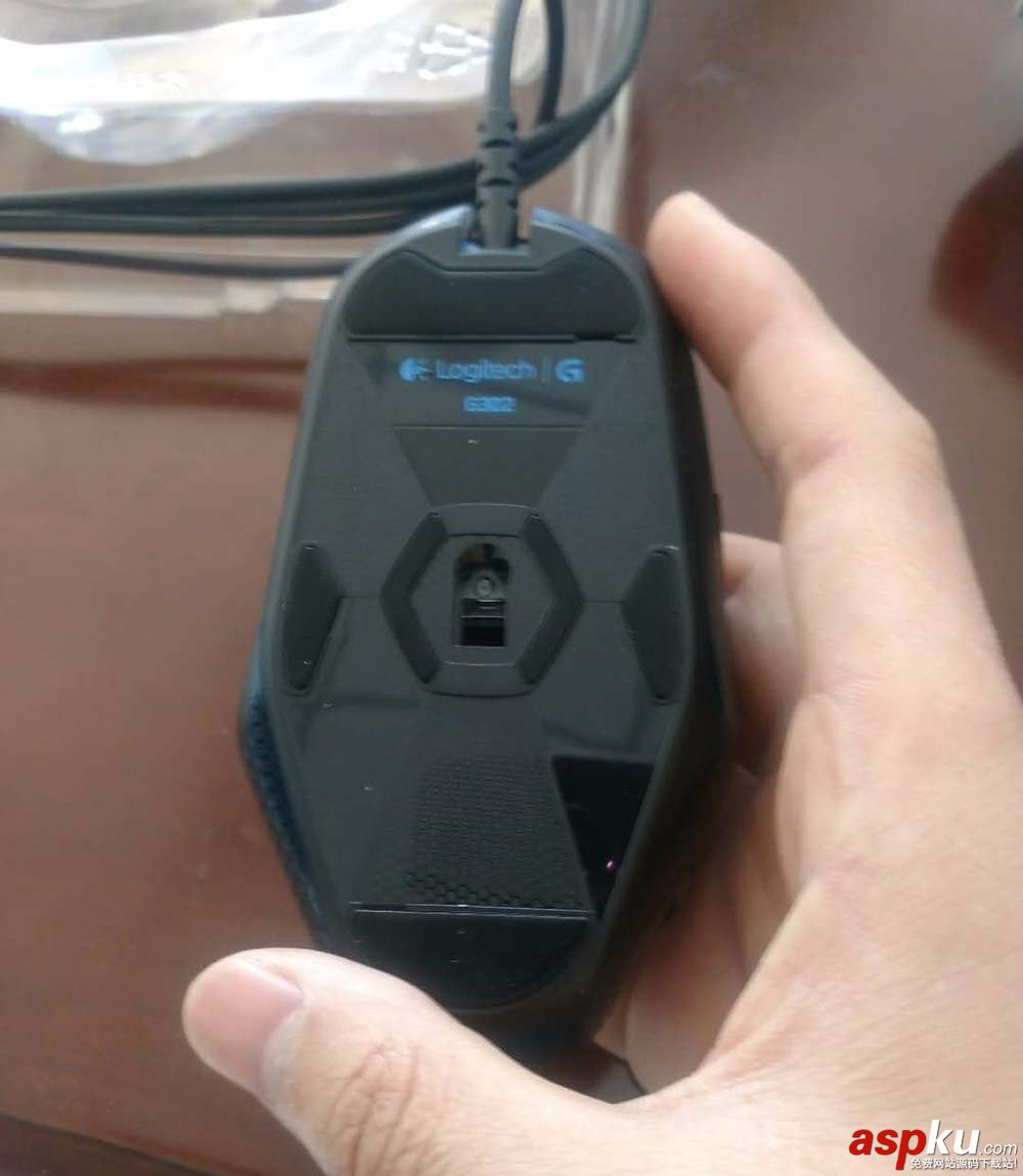 羅技G302,羅技,鼠標