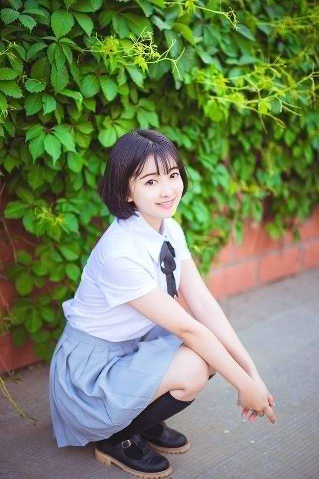 校園甜美的背影，洋溢著青春爛漫的回憶