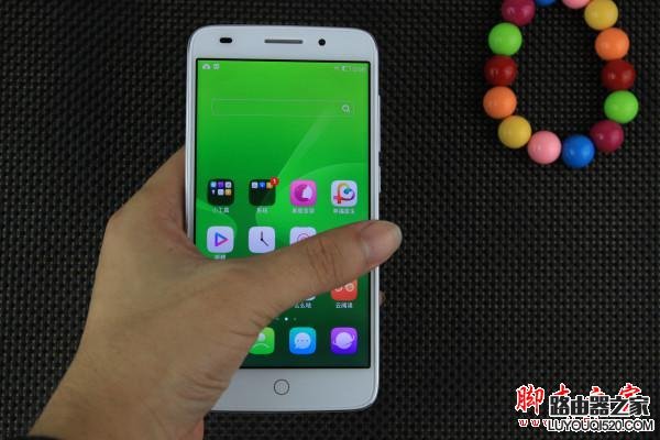 低價位也有高配置 千元級別別具特色手機推薦