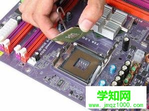 臺式機cpu能換嗎？臺式電腦換cpu的詳細步驟
