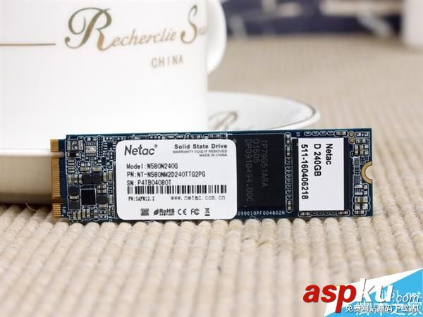 SSD,固態硬盤