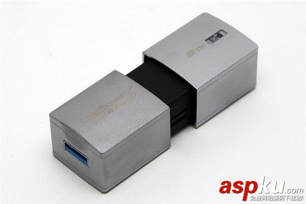 U盤,2TB