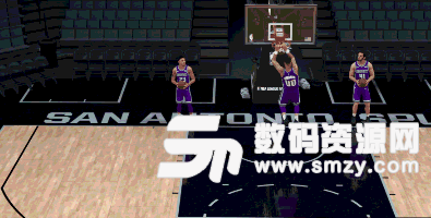 NBA2K18轉身后撤步上籃怎么做