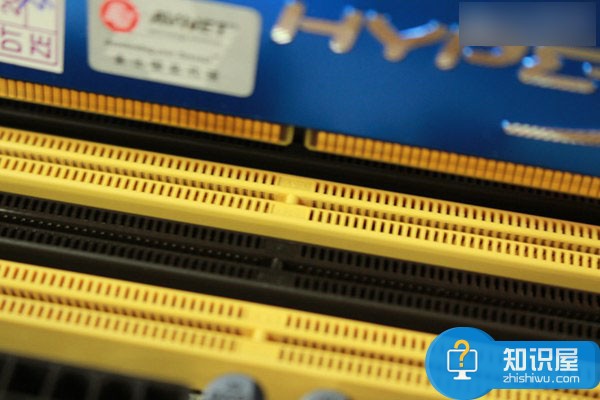 組裝電腦內存安裝教程