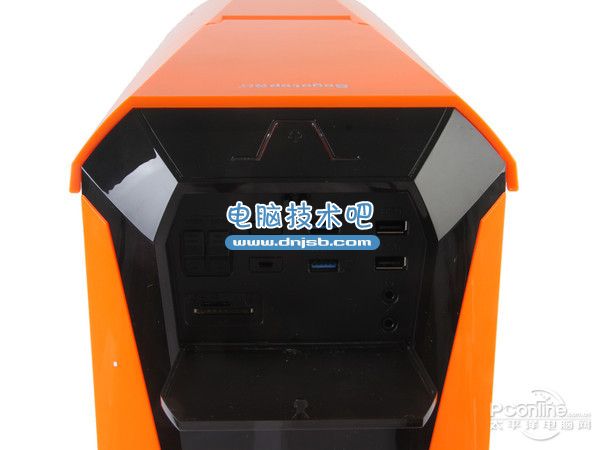 鑫谷戰艦EVO外部接口