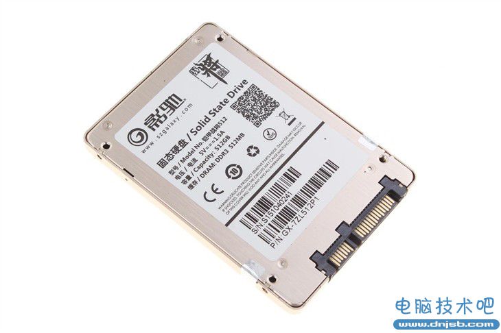高速讀寫性能 512GB影馳鎧甲戰將測試 