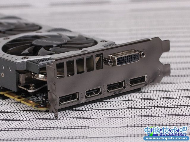 0影馳GTX980 I/O接口 