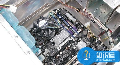 電腦怎么將主板安裝固定到機箱中 電腦主板安裝固定到機箱中的圖文教程