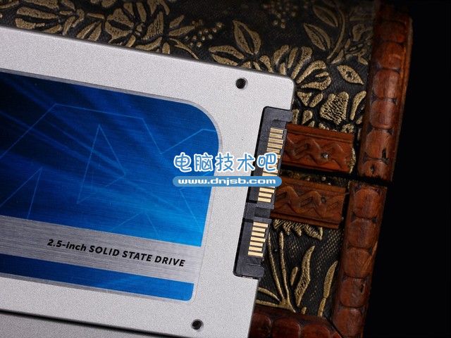 杰出入門作品 觀英睿達MX100 128G SSD