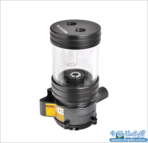 DIY水冷普及時代來臨 Tt推桌面水冷套裝 
