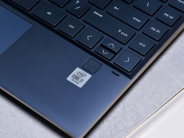 惠普發布英特爾移動超能版筆記本惠普Spectre x360變形本：重新定義高端PC體驗 