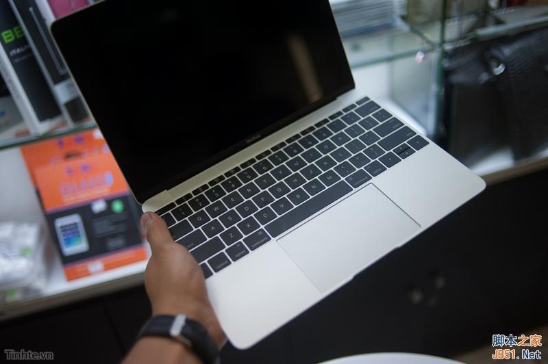 史上最薄Macbook開箱：精致到沒話說