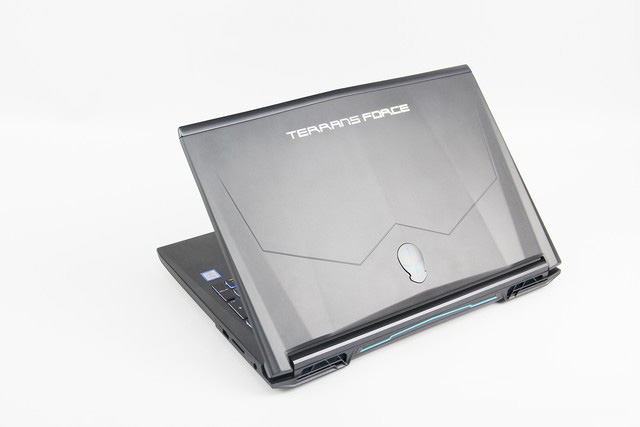 Terrans Force T500值得買嗎？未來人類T500性能級游戲本全面深度評測圖解