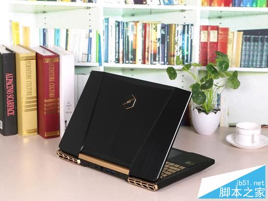 深海泰坦X6Ti延承了該系列的外觀設計