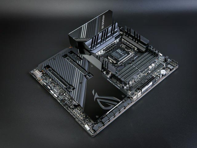 Z490主板首測 對比上代提升了什么？ 