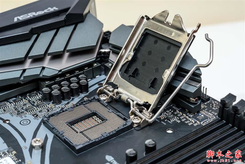 砍掉超線程！Intel i7-9700K深度評測：戰平R7 就是太貴
