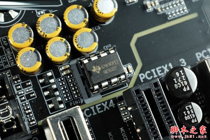 三、拆解解析：11相供電、雙M.2