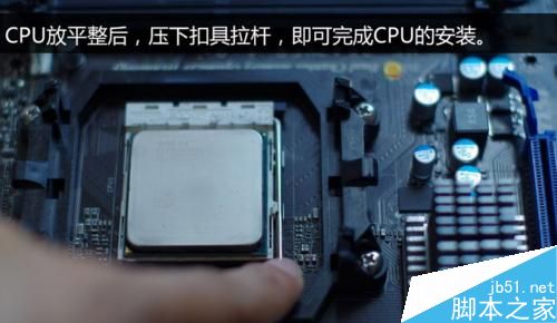 如何安裝AMD CPU和散熱器？
