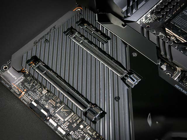 Z490主板首測 對比上代提升了什么？ 