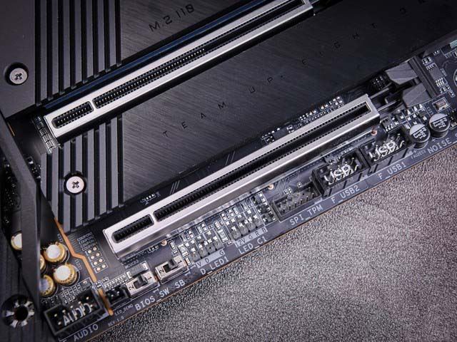 技嘉Z490首測 