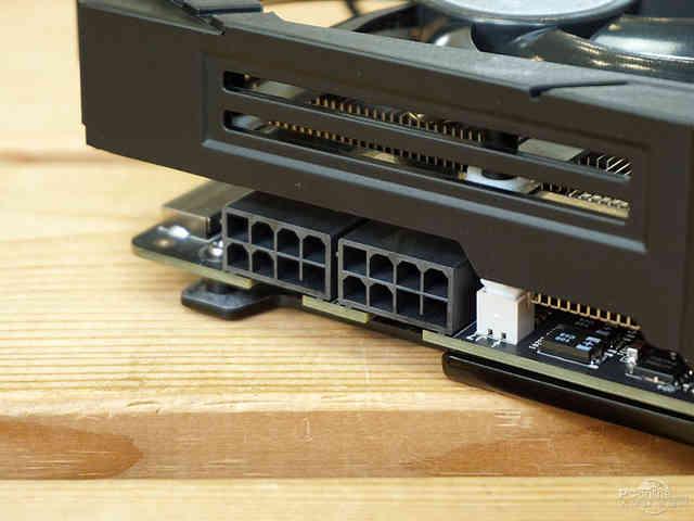 戰神實力你敢接招？七彩虹980ti TOP評測