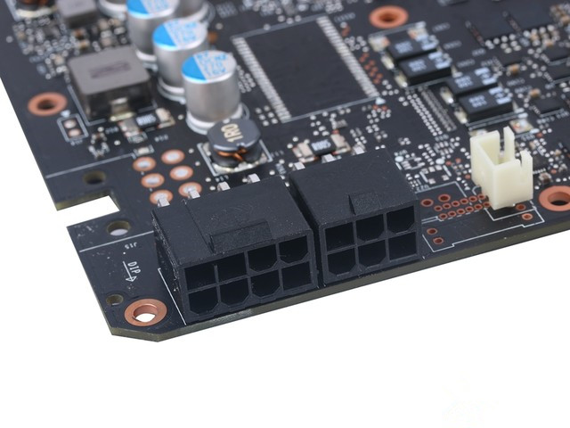 滿載僅僅50℃ 微星GTX1080Ti海鷹評測 