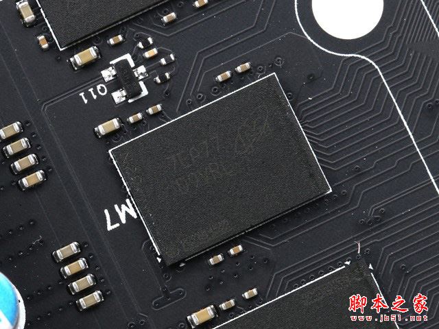 iGame GTX 1080怎么樣？帶屏幕的iGame GTX 1080評測+拆解圖