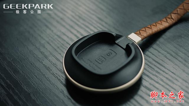 這款指紋加密的 U 盤到底靠不靠譜