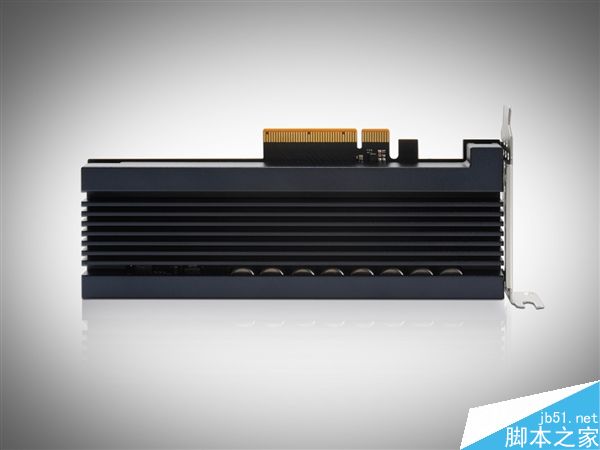 SSD狂拼容量：三星沖擊32TB