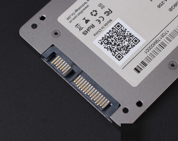 為游戲玩家而生 金速G-One 256GB SSD評測