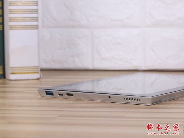 中柏EZPad 6 M4平板電腦值得買嗎？中柏EZPad 6 M4二合一平板全面深度評測
