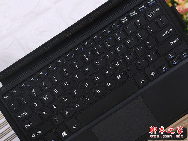 中柏EZPad 6 M4平板電腦值得買嗎？中柏EZPad 6 M4二合一平板全面深度評測
