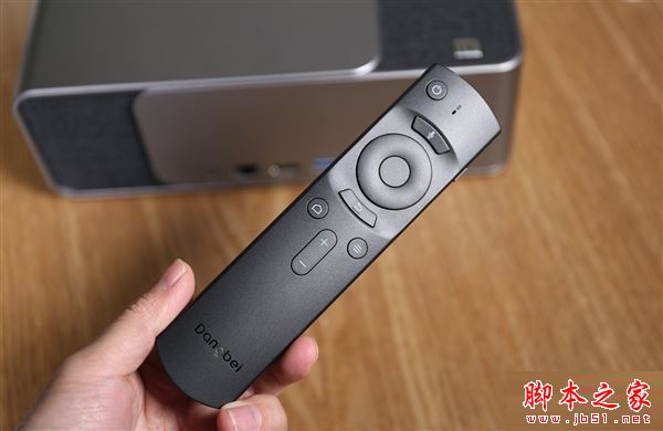可投300英寸巨幕 當貝投影F1開箱圖賞