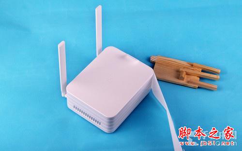 新小米路由器開箱 千兆網路支持6TB硬盤