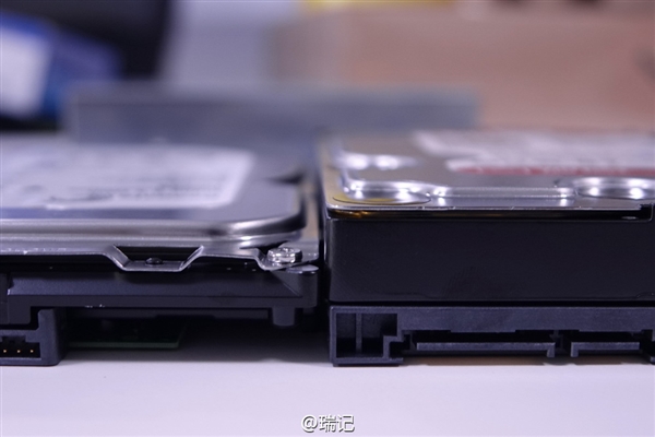 新小米路由換硬盤教程：容量暴增兩倍