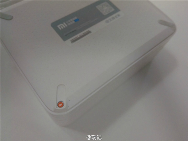 新小米路由換硬盤教程：容量暴增兩倍