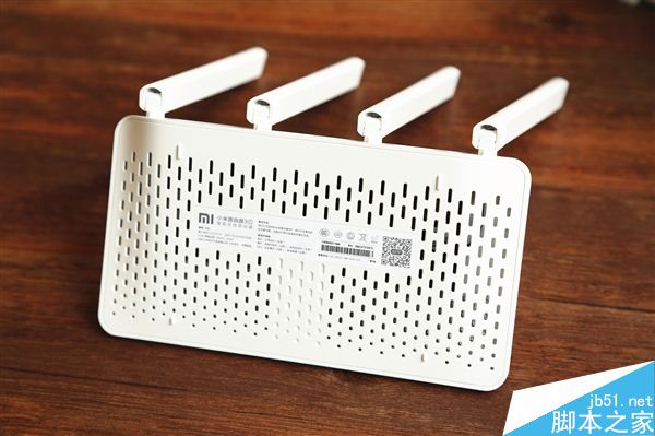 99元！小米路由器3C開箱圖賞：外置四天線