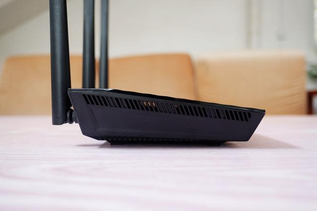 華碩 RT-AC66U B1：1750M傳輸速率中的實力派