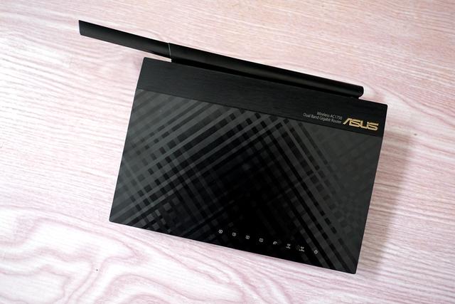 華碩 RT-AC66U B1：1750M傳輸速率中的實力派