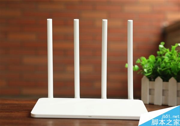 99元！小米路由器3C開箱圖賞：外置四天線