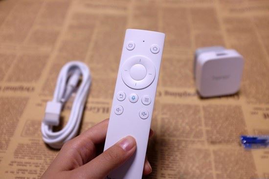 榮耀盒子Voice評測：智能語音方便實用 搜片一“鍵”到位