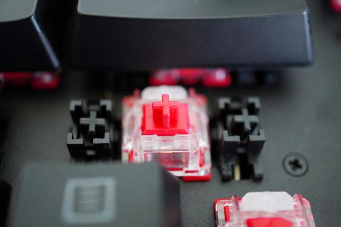 輕質反饋快，光效“誠”會玩——HyperX阿洛伊起源競技版紅軸鍵盤