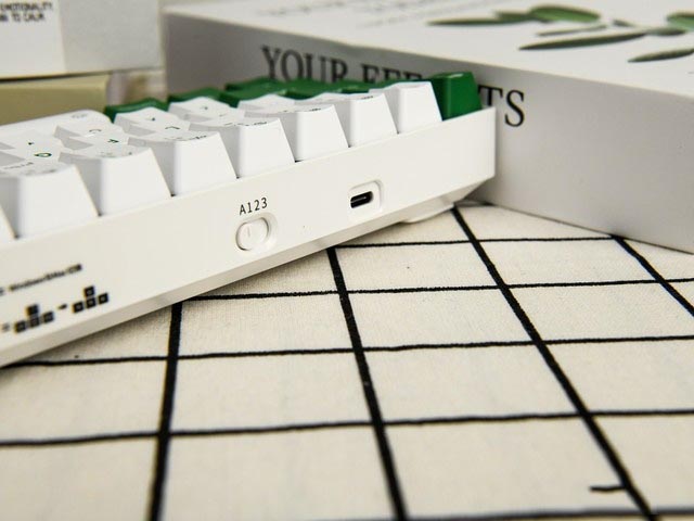 達爾優EK861機械鍵盤評測 藍牙雙?？蓯叟渖?
