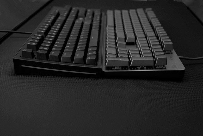 微星GK50 Z、羅技K845，一個適合新手，一個適合小資